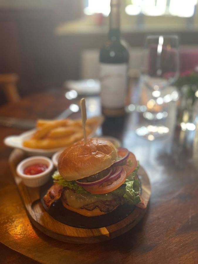 Kings Arms Hotel Sandwich Dış mekan fotoğraf